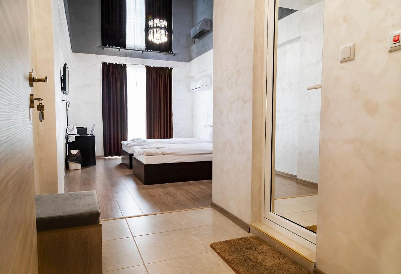 Family Hotel - City Hotel Yambol Dış mekan fotoğraf