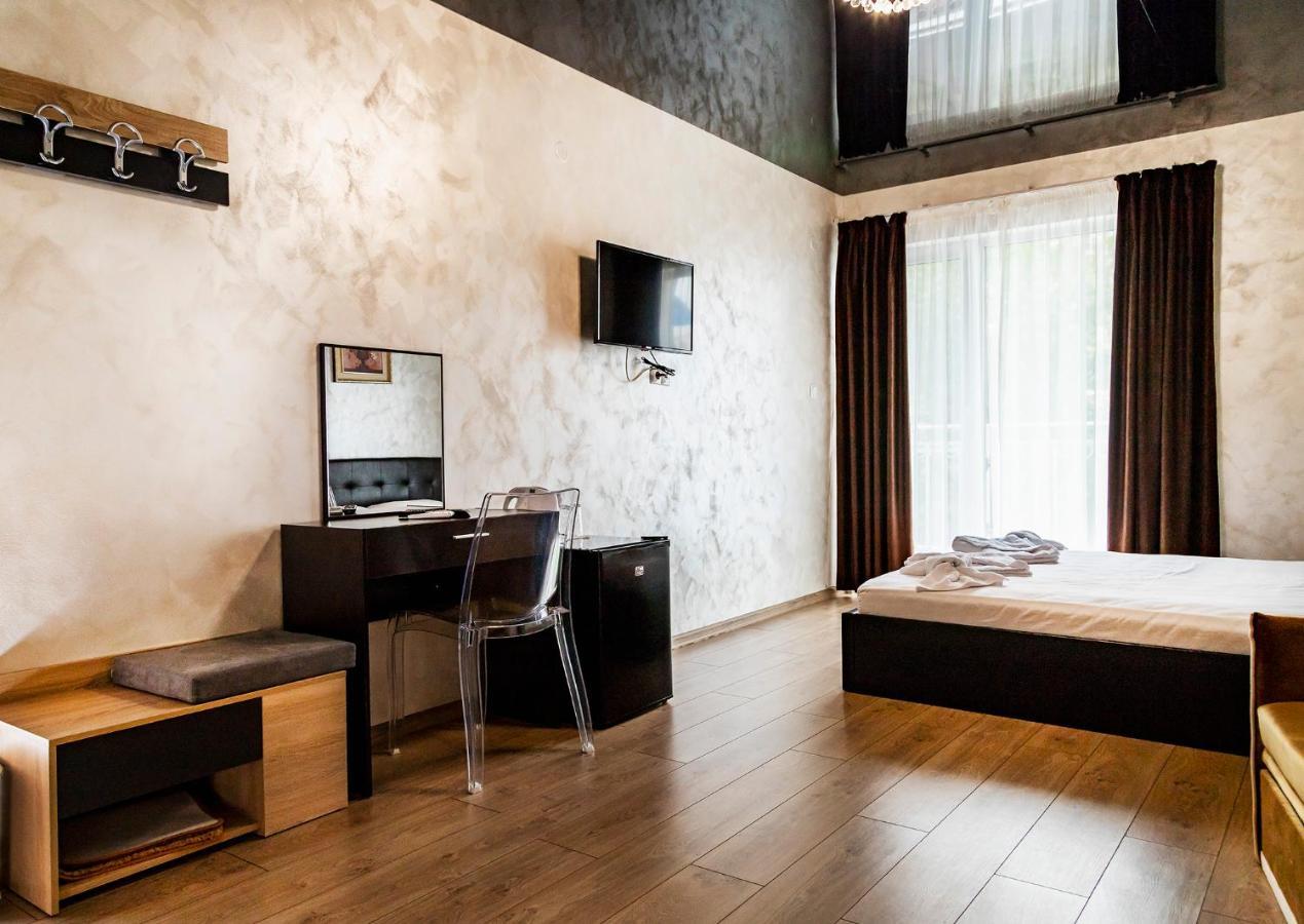 Family Hotel - City Hotel Yambol Dış mekan fotoğraf