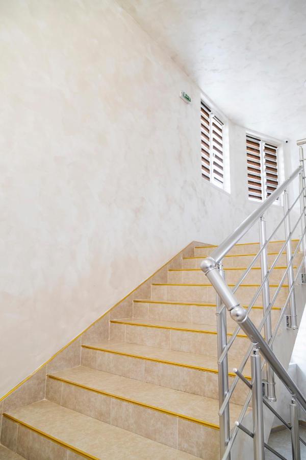 Family Hotel - City Hotel Yambol Dış mekan fotoğraf