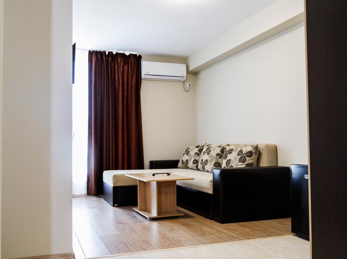 Family Hotel - City Hotel Yambol Dış mekan fotoğraf