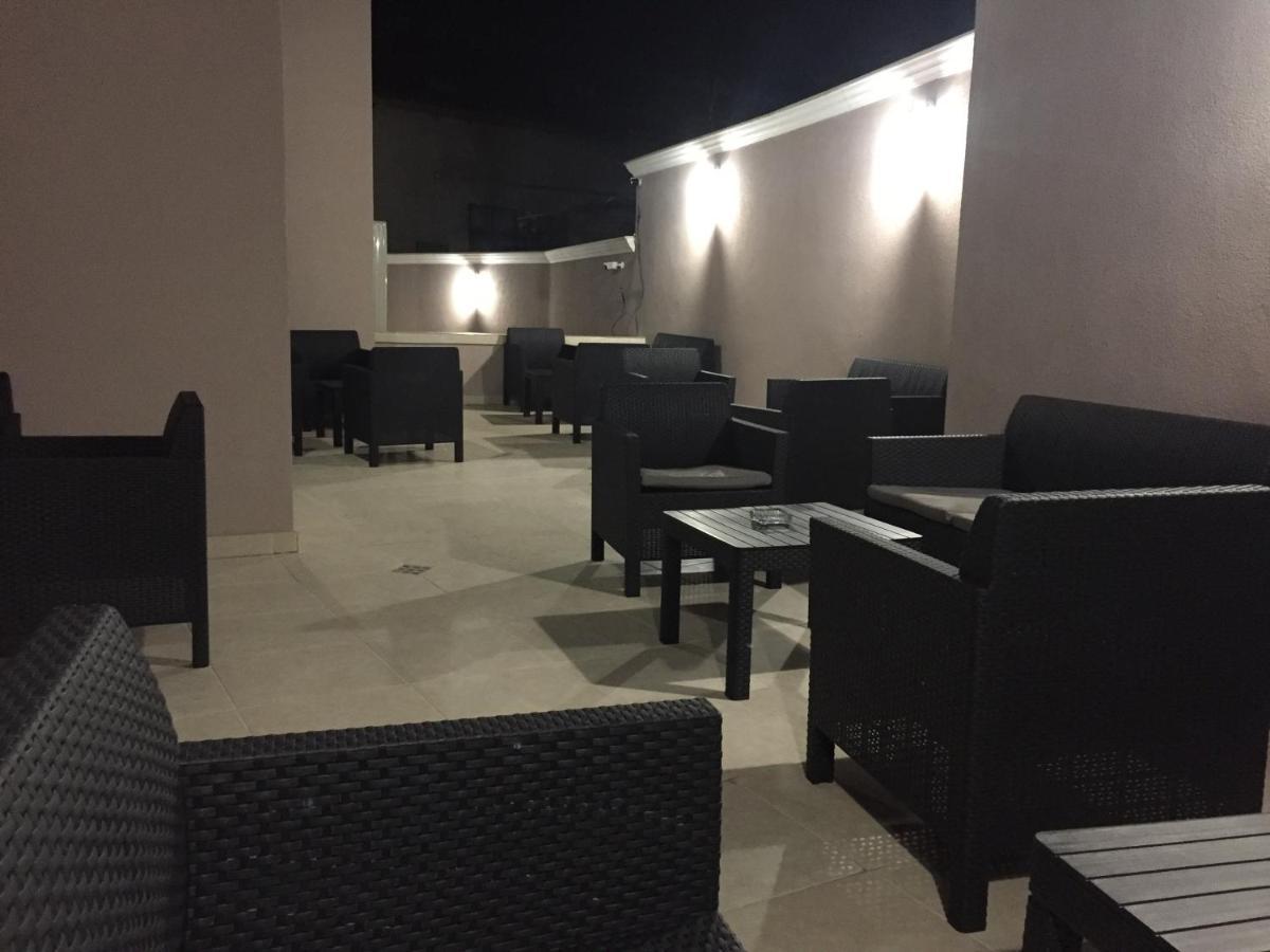 Family Hotel - City Hotel Yambol Dış mekan fotoğraf